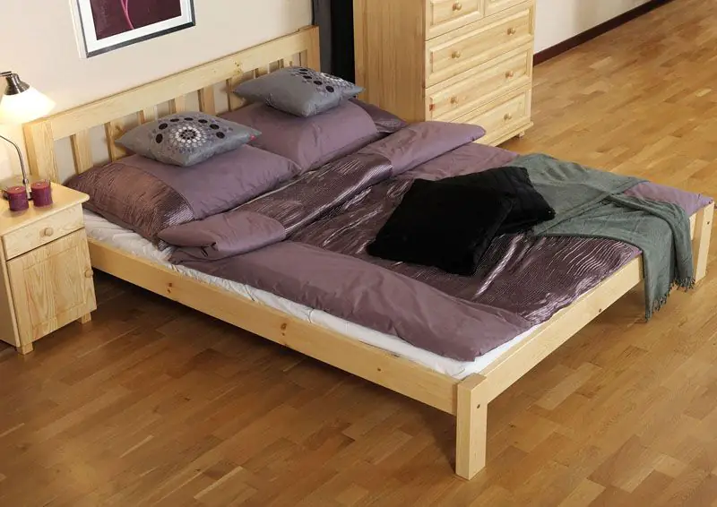 Single bed / Guest bed A4, solid pine wood, clearly varnished, incl. slatted frame -140 x 200 cm