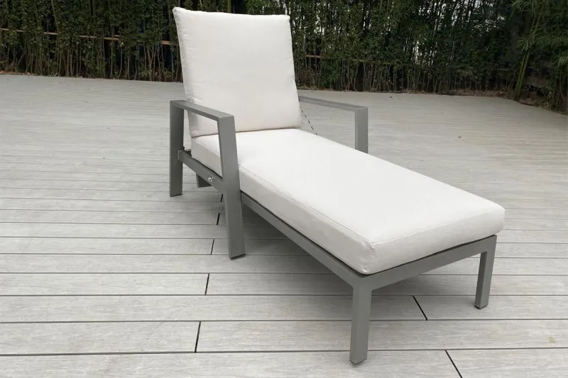 Sun lounger Triest with upholstery & adjustable backrest made of aluminum - Colour: grey aluminum, Length: 1570 mm, Width: 800 mm, Height: 900 mm, Lounger height: 400 mm